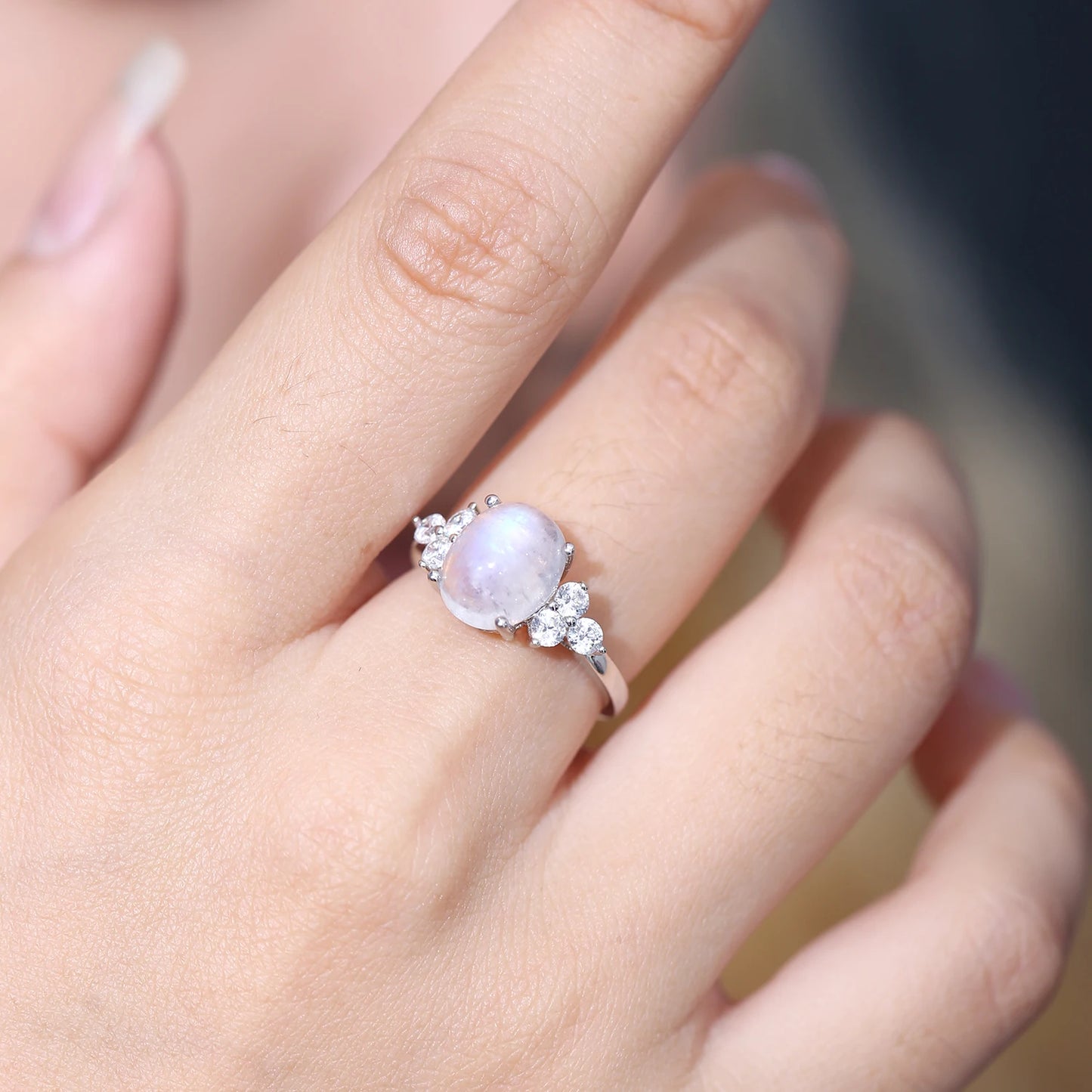 GEM'S BALLET Vintage Milky Blue Moonstone Ring in 925 Sterling Silver